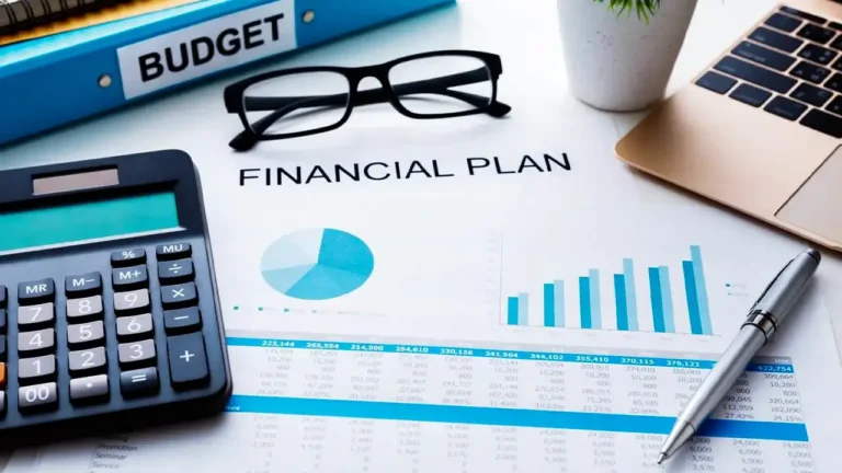 How to Create a Financial Plan if You're Self-Employed