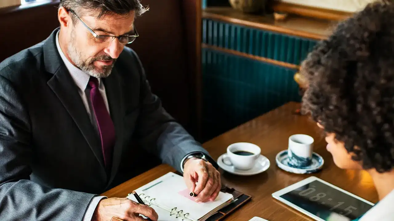 Overcoming Small Business Challenges: Trusted Advisory Approaches